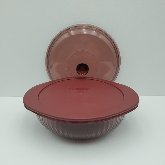 Pyrex 2 Quart Round Cranberry Casserole Dish Baking Dish Glass Lid Plastic Lid - Picture 3 of 9